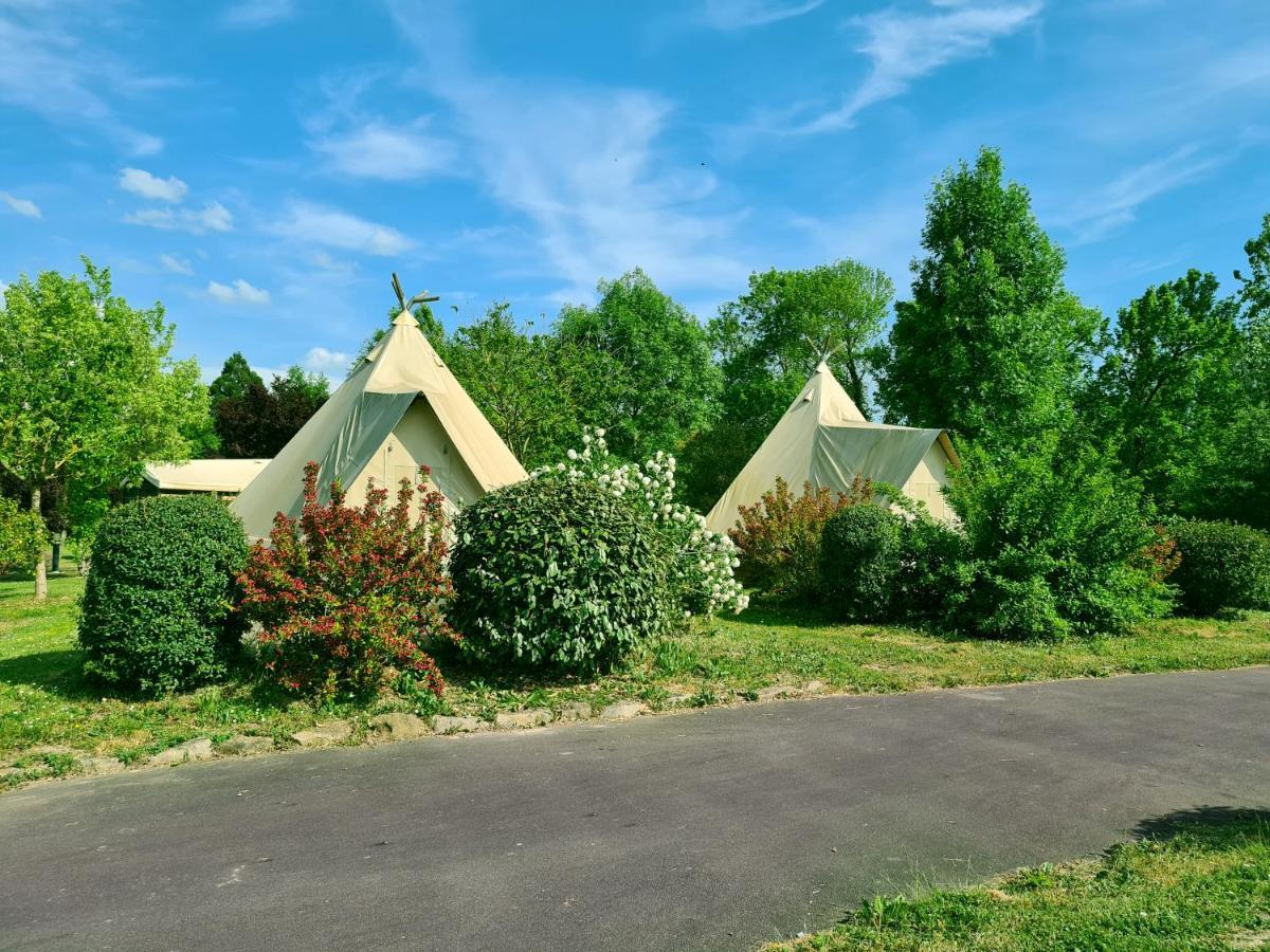 Resort & Camping - Val De Braye Bessé-sur-Braye Kültér fotó