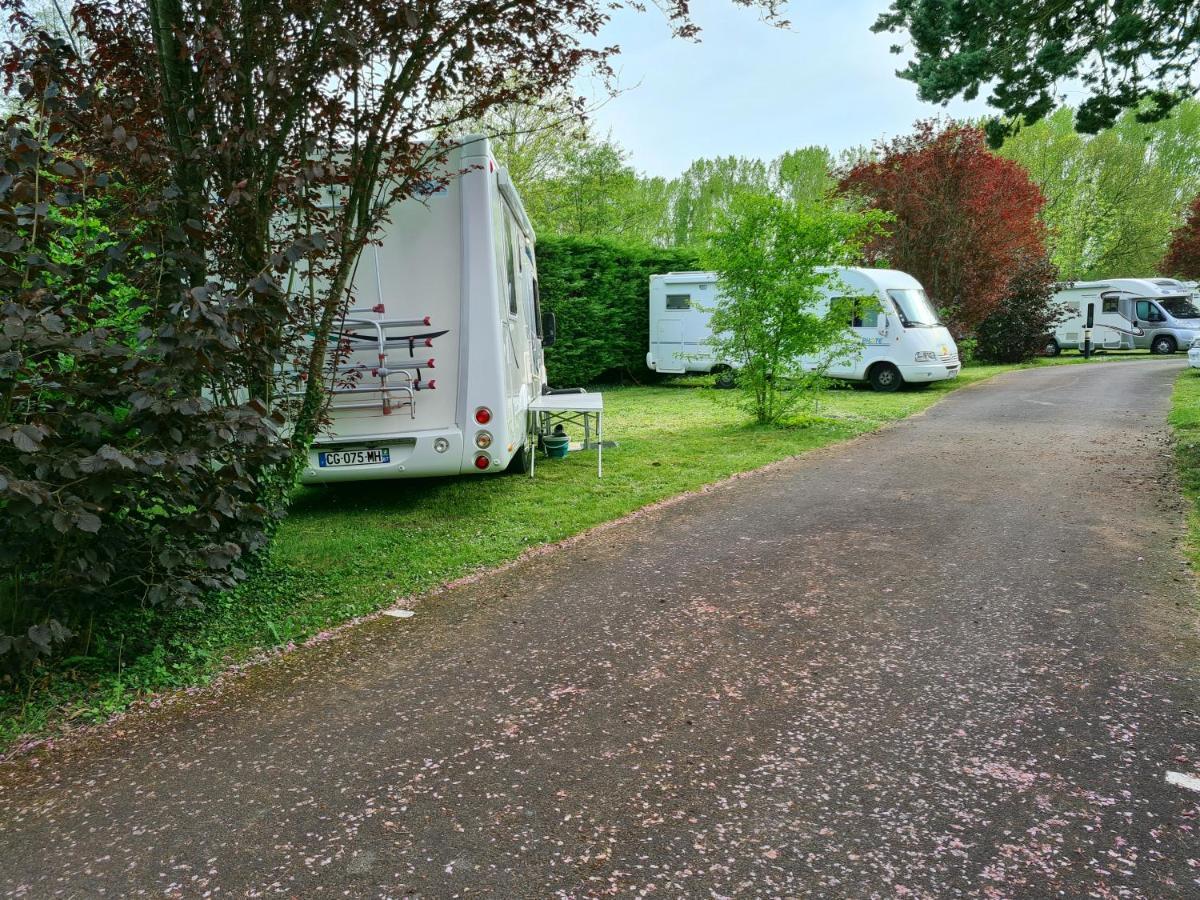 Resort & Camping - Val De Braye Bessé-sur-Braye Kültér fotó