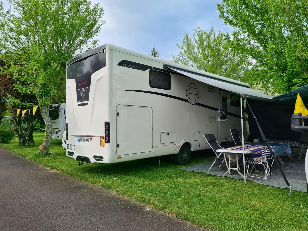 Resort & Camping - Val De Braye Bessé-sur-Braye Kültér fotó