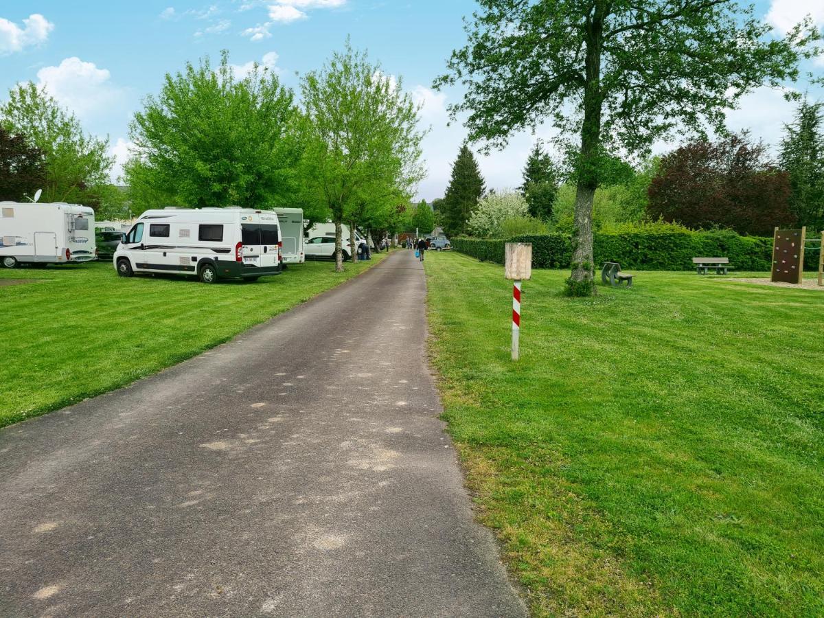 Resort & Camping - Val De Braye Bessé-sur-Braye Kültér fotó